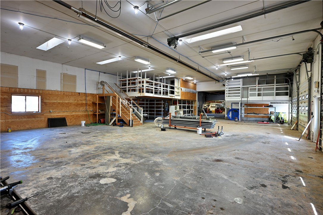 521 Knapp Street Property Photo 15