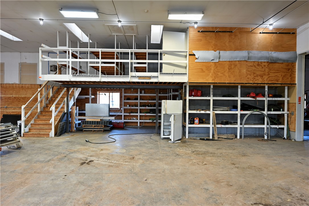 521 Knapp Street Property Photo 18