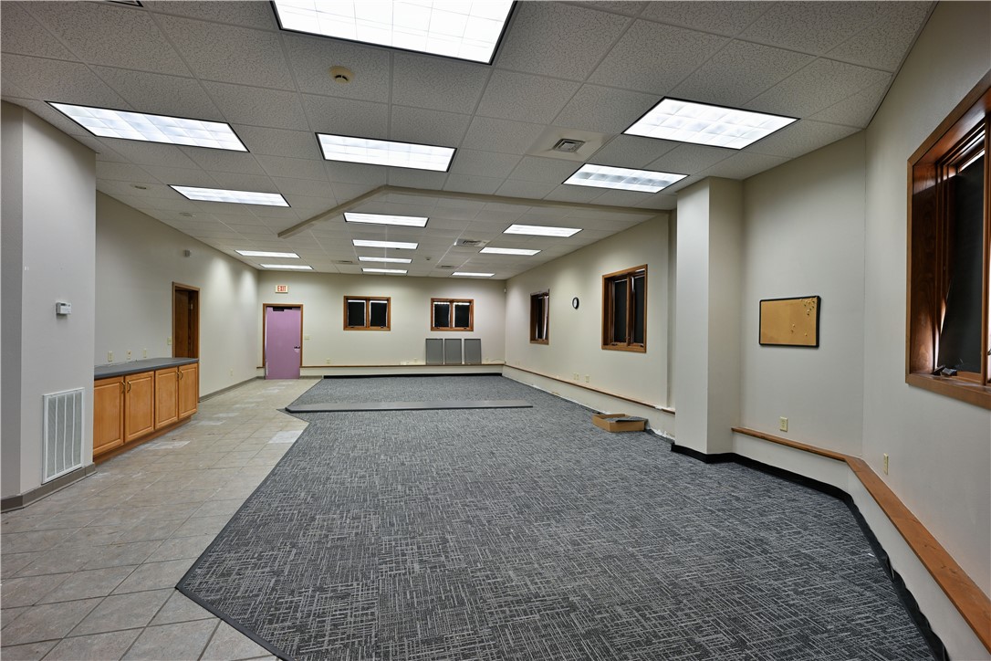 521 Knapp Street Property Photo 39