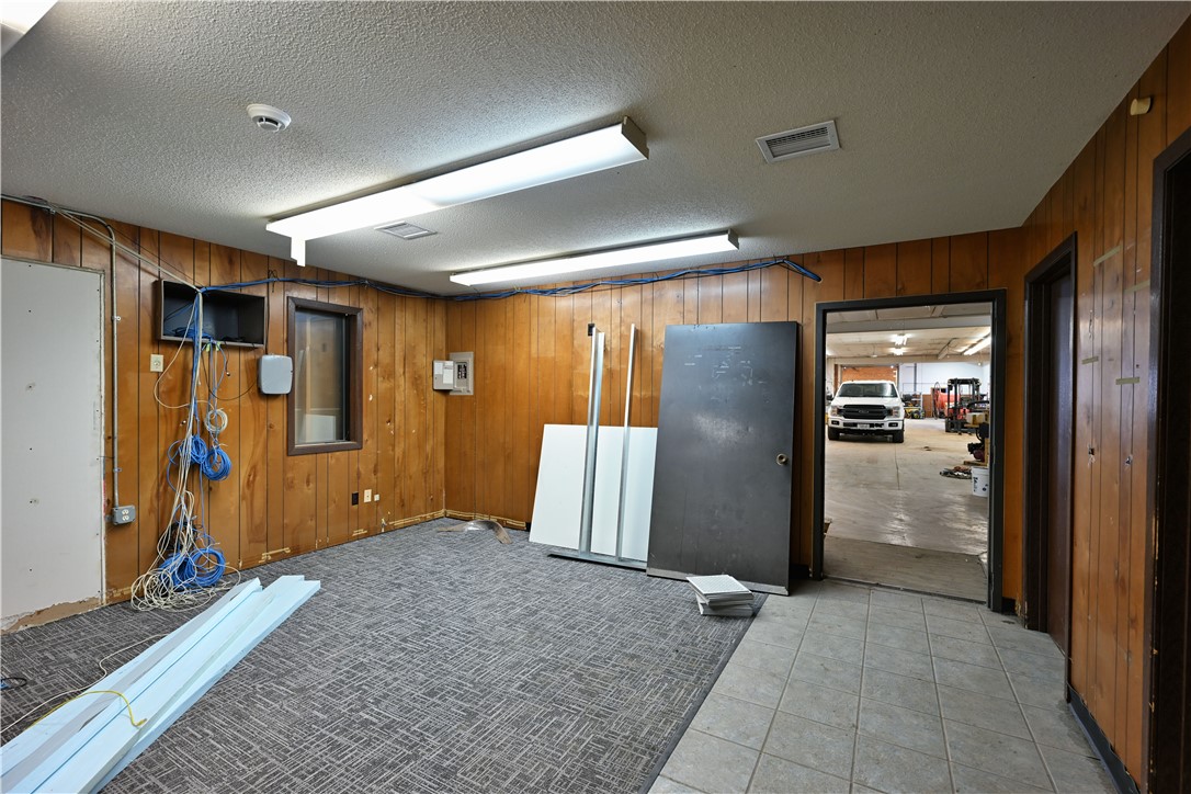 521 Knapp Street Property Photo 40