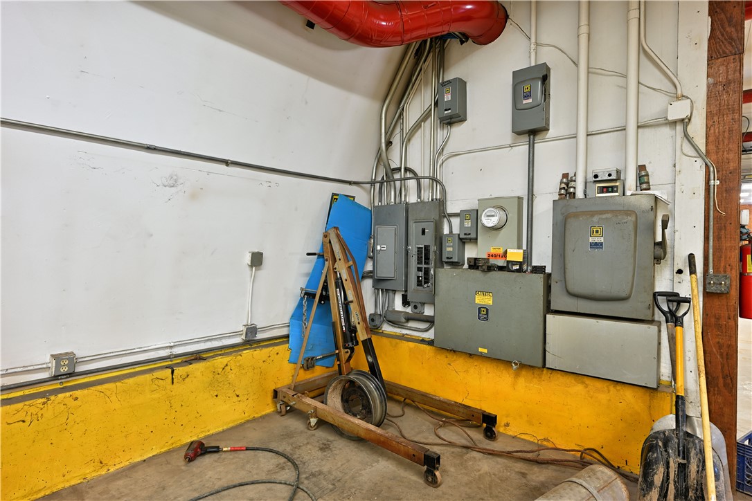 521 Knapp Street Property Photo 45