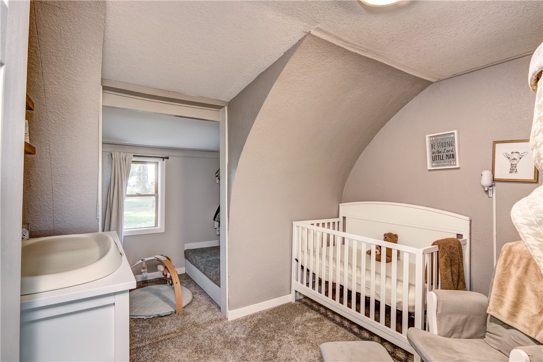 602 E South Avenue Property Photo 11