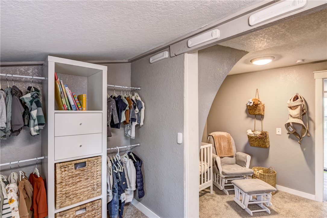 602 E South Avenue Property Photo 12