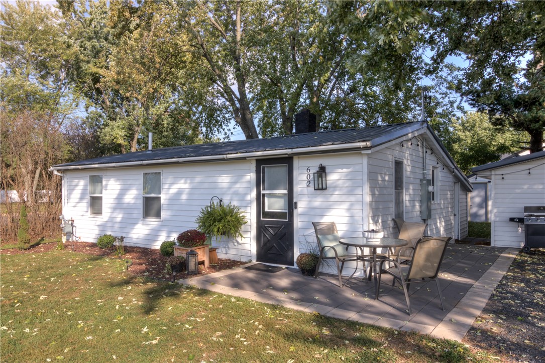 602 E South Avenue Property Photo 24