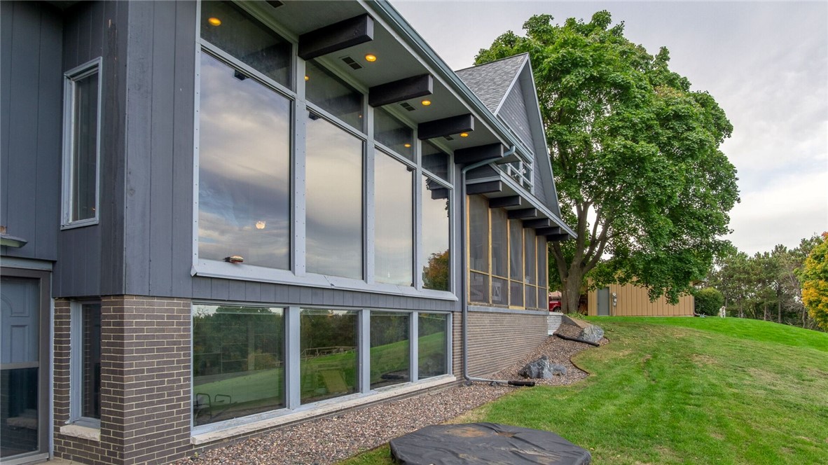 217 Skyline Drive Property Photo 3