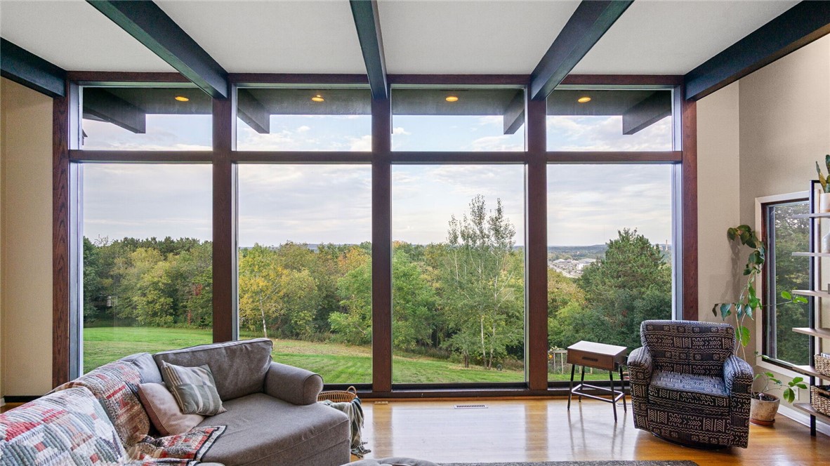 217 Skyline Drive Property Photo 10