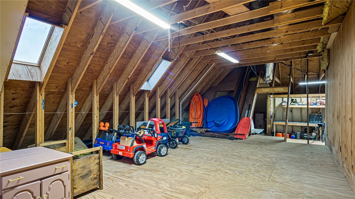 217 Skyline Drive Property Photo 32