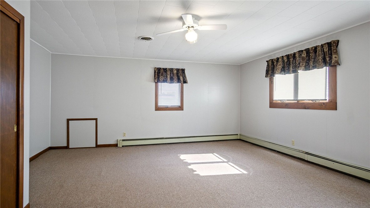 211 S Main Street Property Photo 39