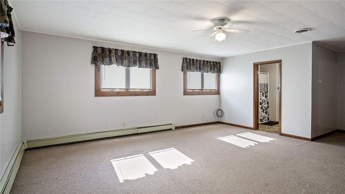 211 S Main Street Property Photo 40
