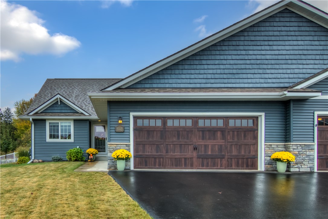 5142 Hobbs Court Property Photo 1