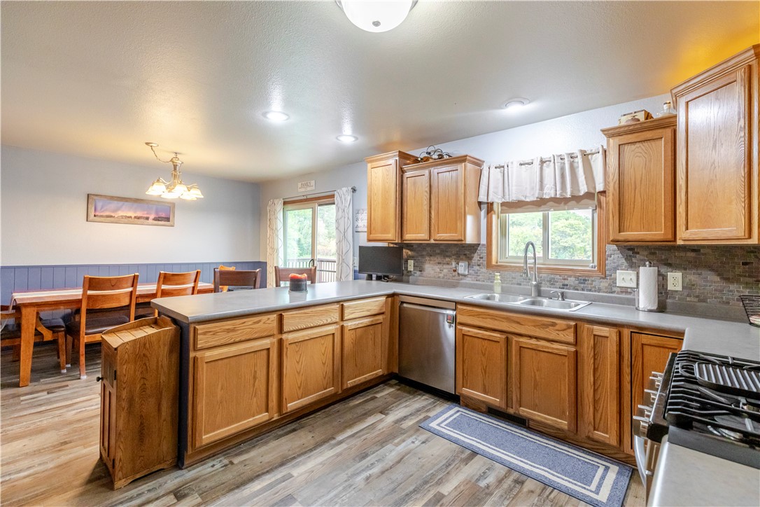 1290 Pleasant Hill Road Property Photo 4
