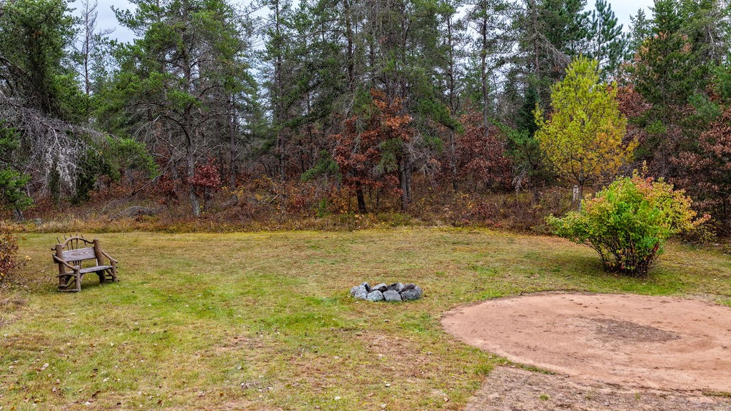 15610 E Crystal Lake Road Property Photo 6