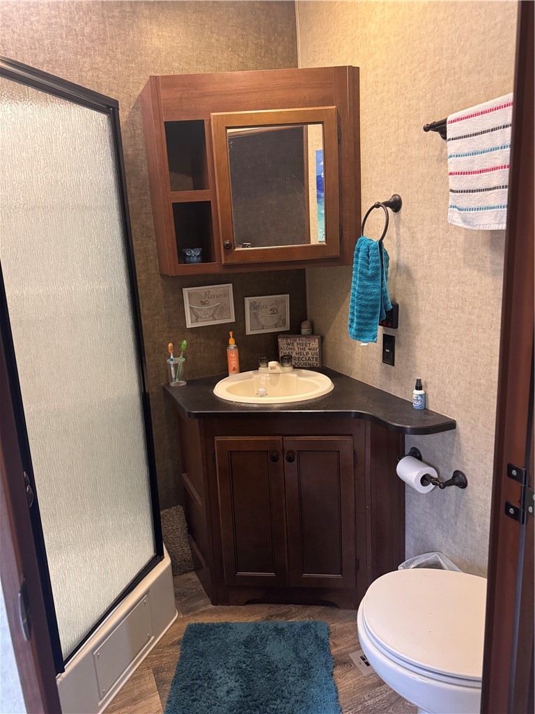 15610 E Crystal Lake Road Property Photo 14