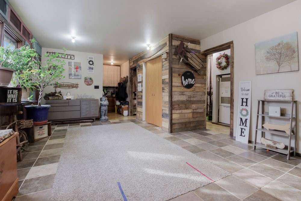 7719 W Wears Road Property Photo 7