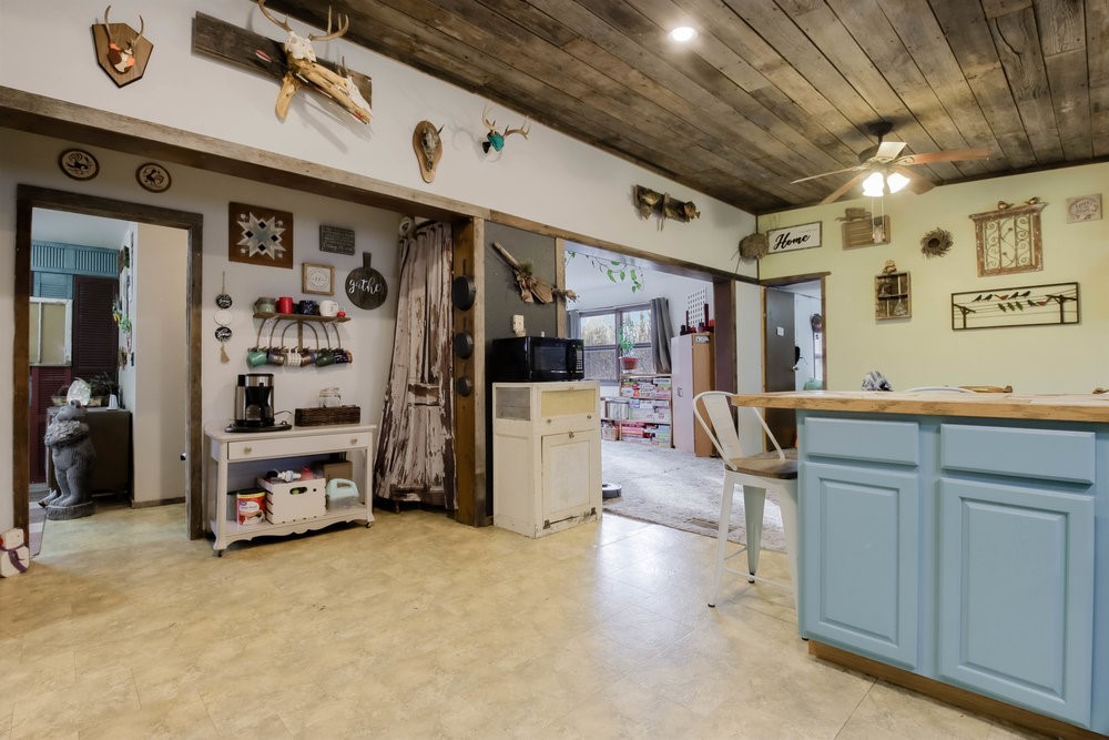 7719 W Wears Road Property Photo 20