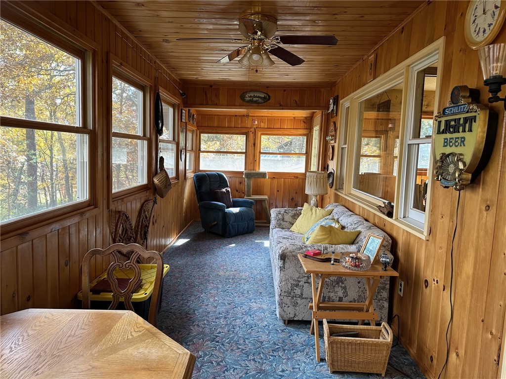 1926 Deer Trail Property Photo 12
