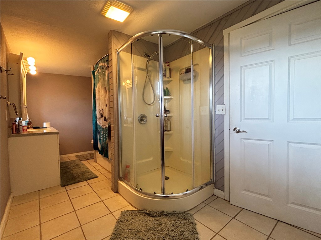 1831 Montanis Avenue Property Photo 17