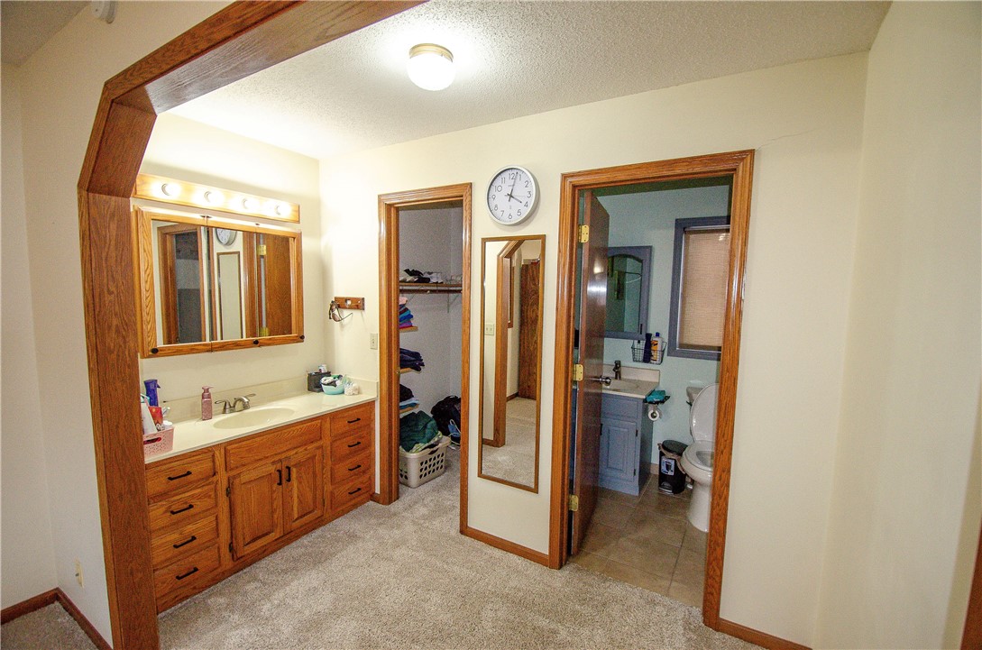 320 Badger Road Property Photo 24