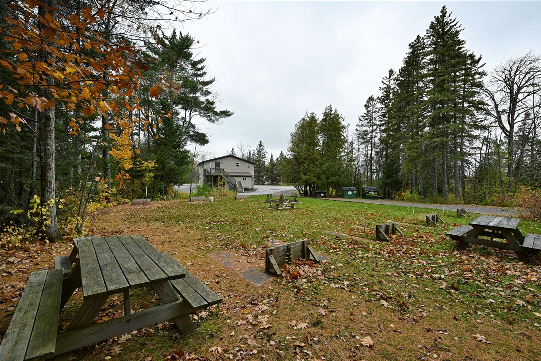 6098 S State Highway 35 Property Photo 9