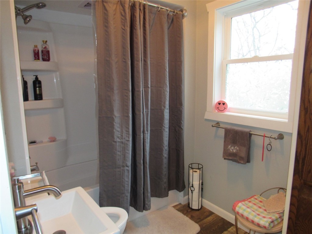 228 6th Avenue S Property Photo 17