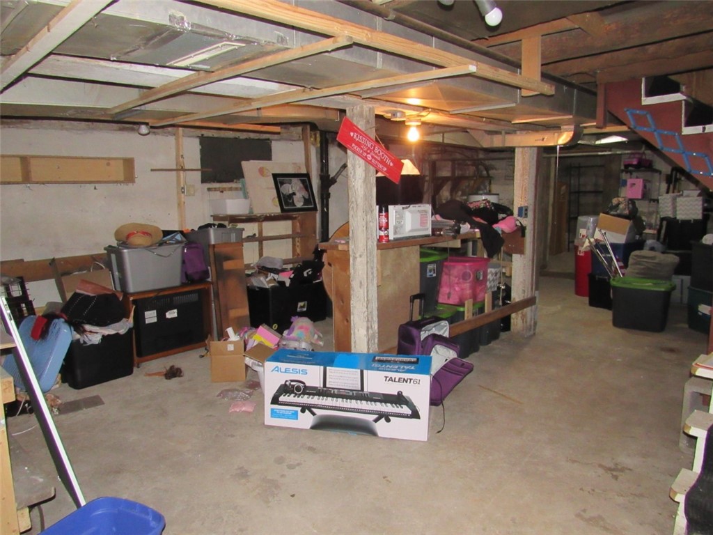 228 6th Avenue S Property Photo 32