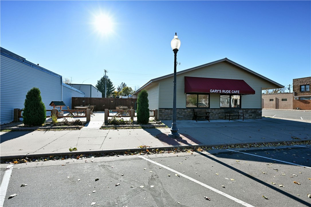 7709 Main Street Property Photo 2