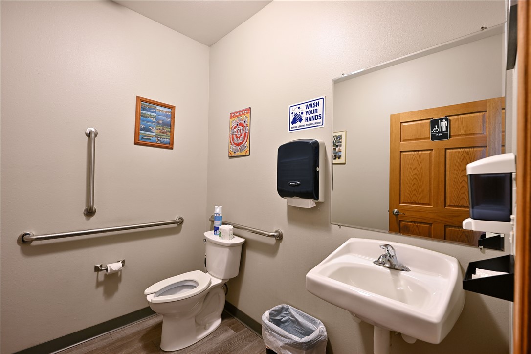 7709 Main Street Property Photo 31