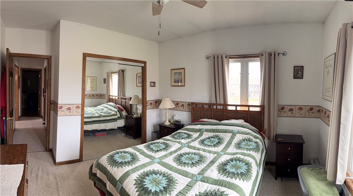 510 Maple Street W Property Photo 22