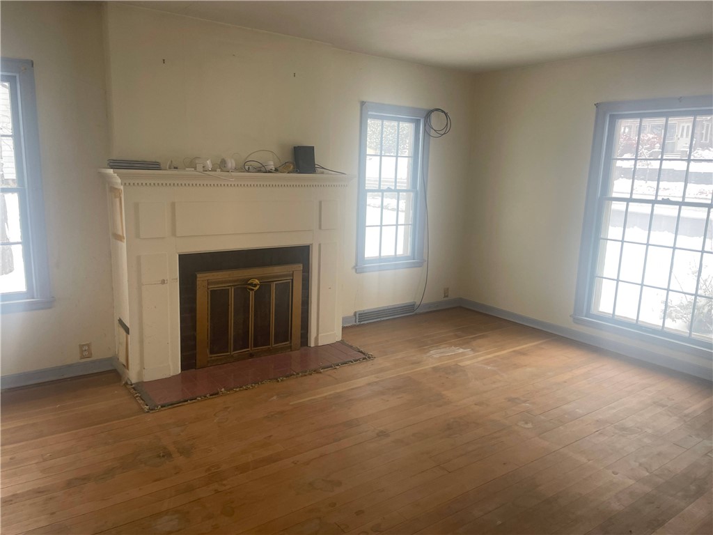 421 3rd Avenue S Property Photo 5