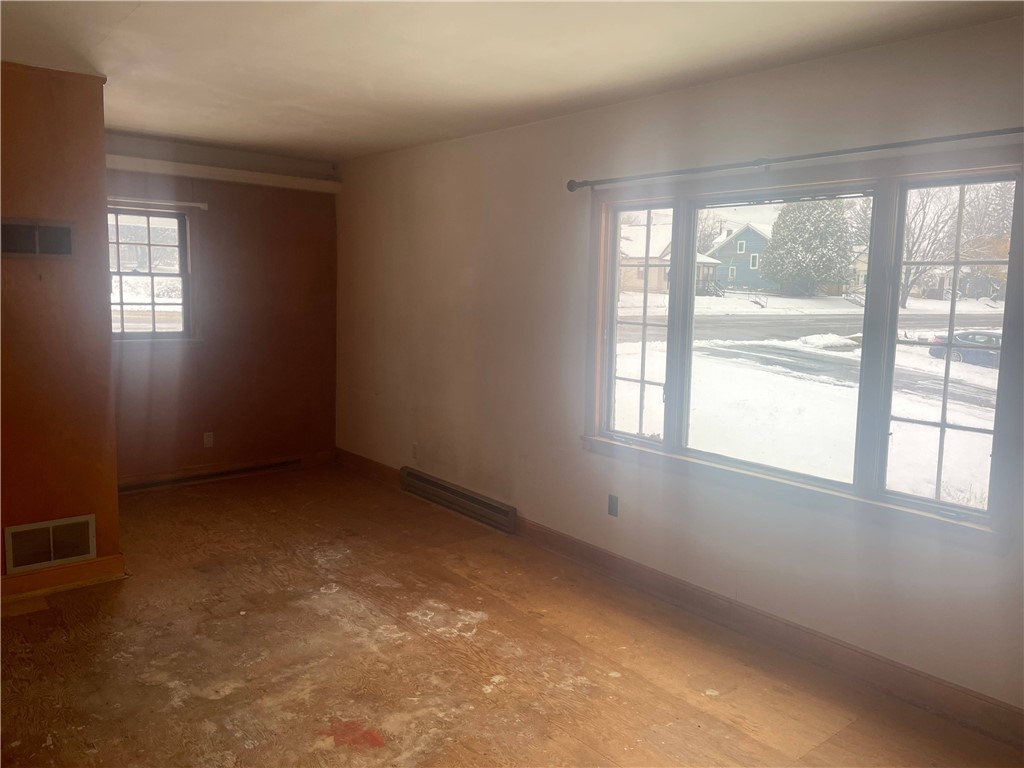 421 3rd Avenue S Property Photo 10