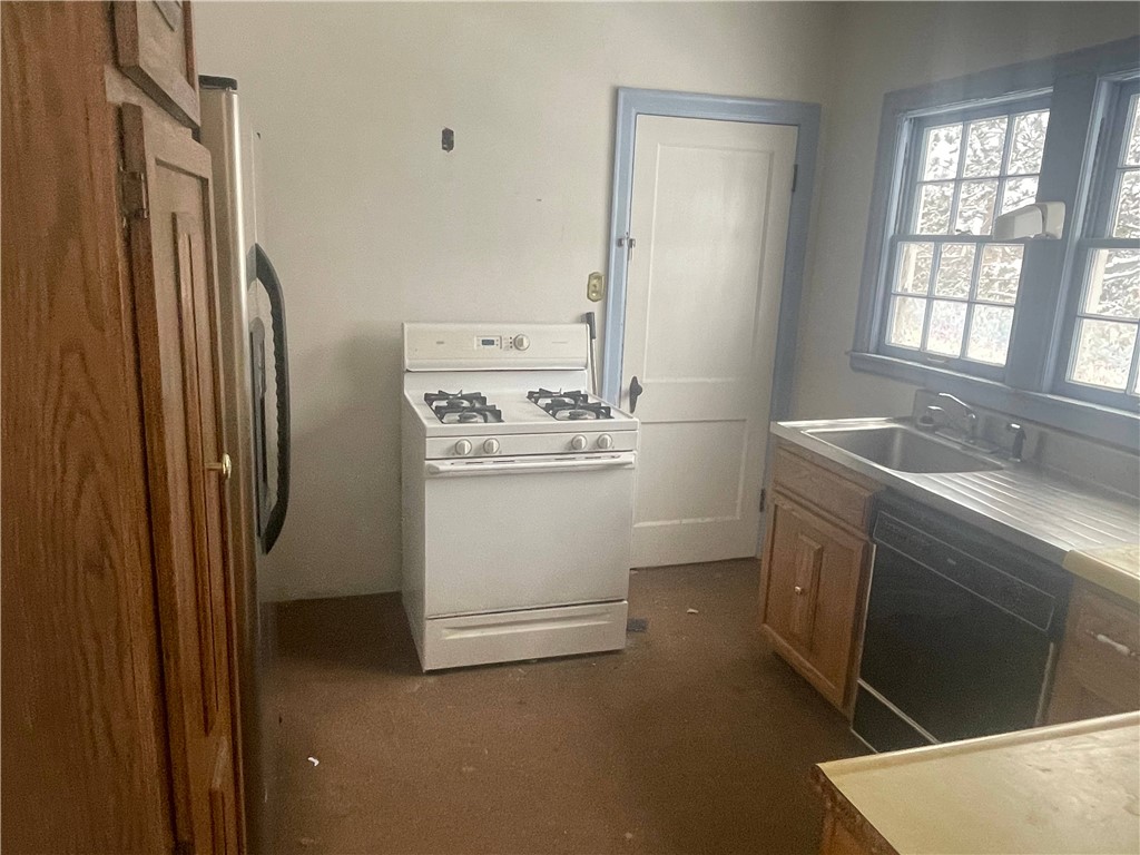 421 3rd Avenue S Property Photo 13