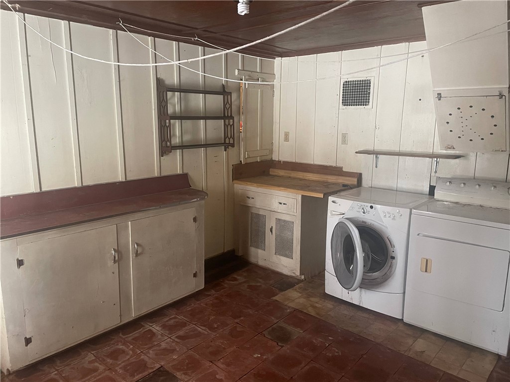 421 3rd Avenue S Property Photo 23