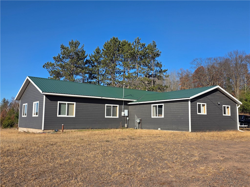 566 W US Highway 63 Property Photo 1