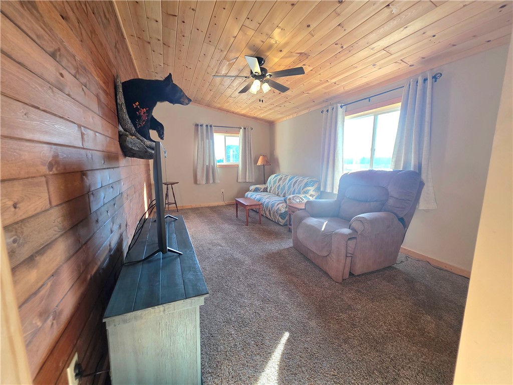 566 W Us Highway 63 Property Photo 12