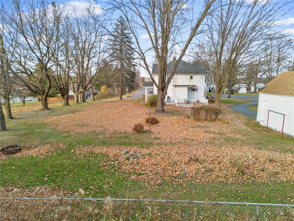 1045 Grove Street Property Photo 37