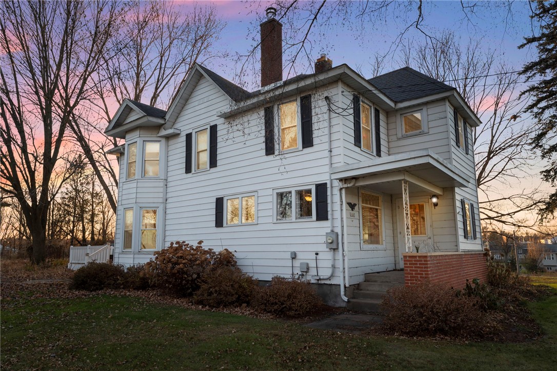 1045 Grove Street Property Photo 44