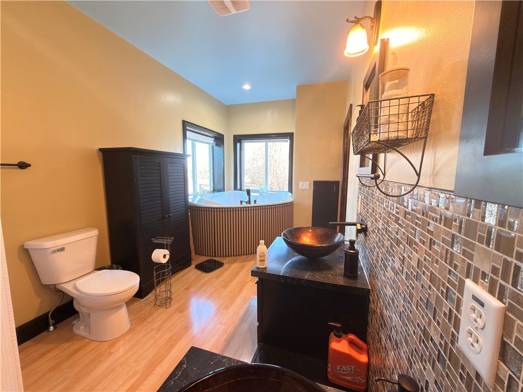 1816 300th Avenue Property Photo 31