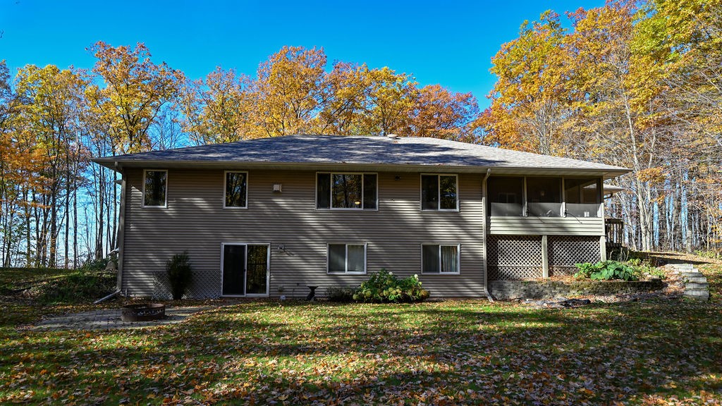 N4433 Forest Creek Drive Property Photo 6