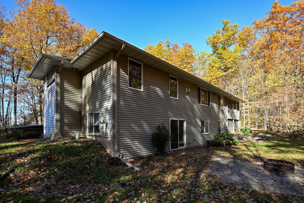 N4433 Forest Creek Drive Property Photo 7