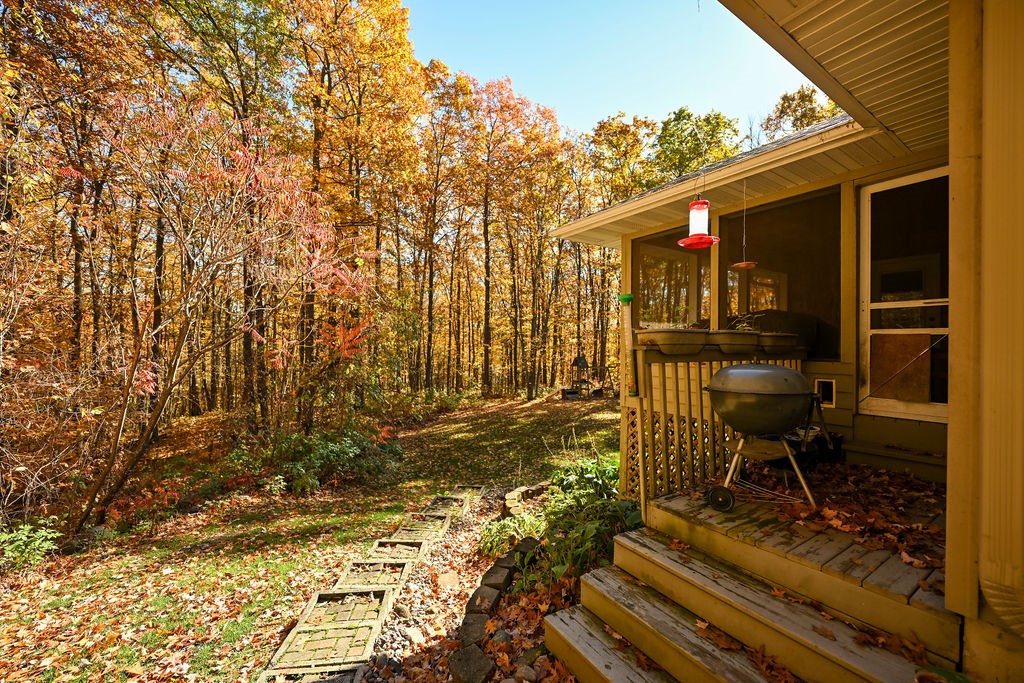 N4433 Forest Creek Drive Property Photo 8