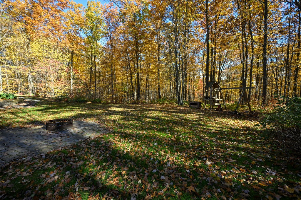 N4433 Forest Creek Drive Property Photo 9