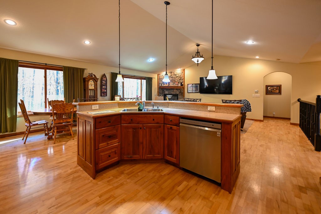 N4433 Forest Creek Drive Property Photo 12