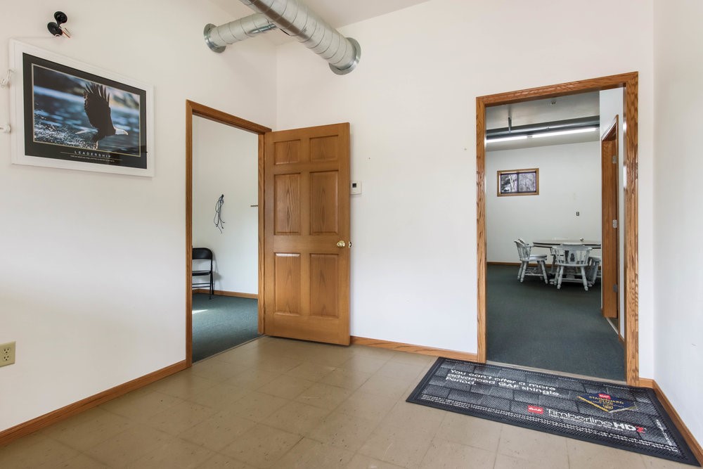 750 W Arthur Avenue Property Photo 15