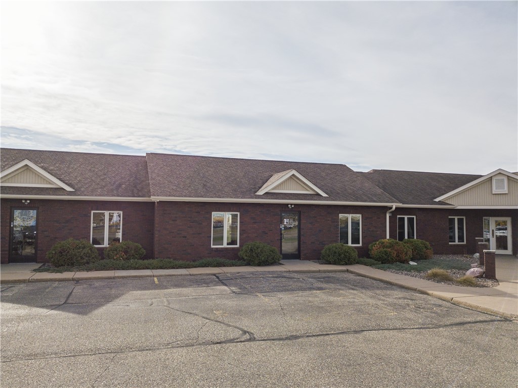 2889 County Highway I Property Photo 1