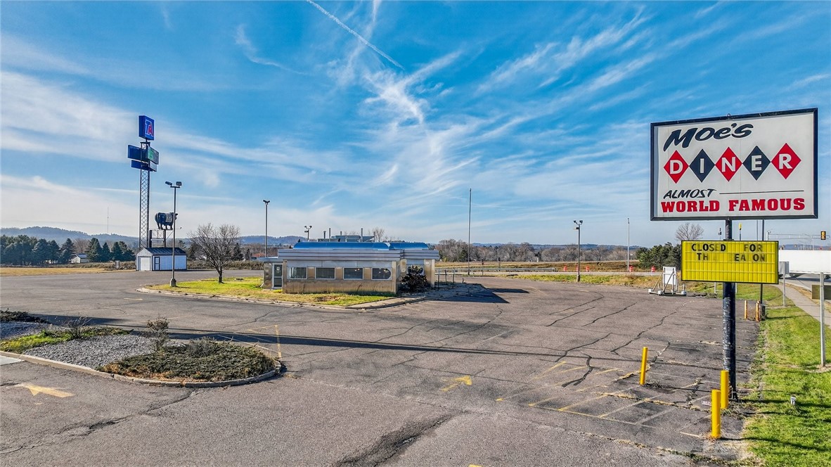 12701 10th Street Property Photo 2