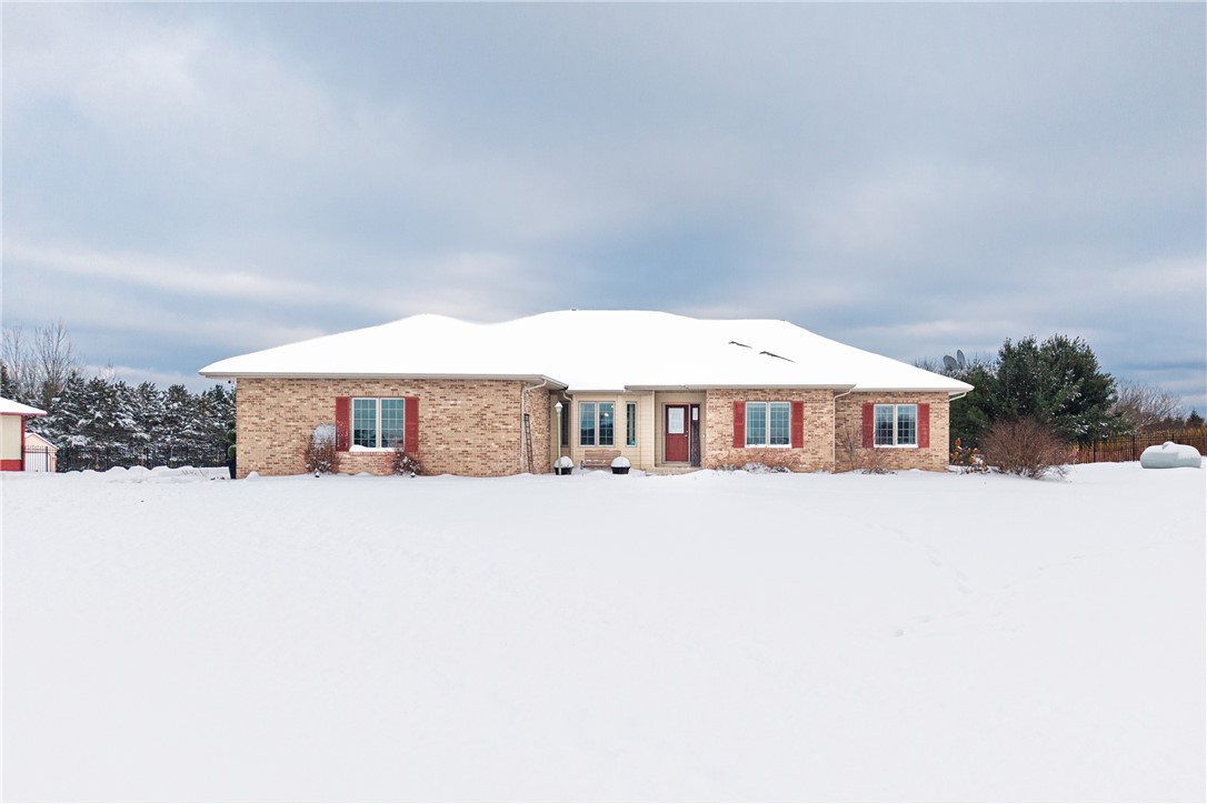 6945 72nd Street Property Photo 1