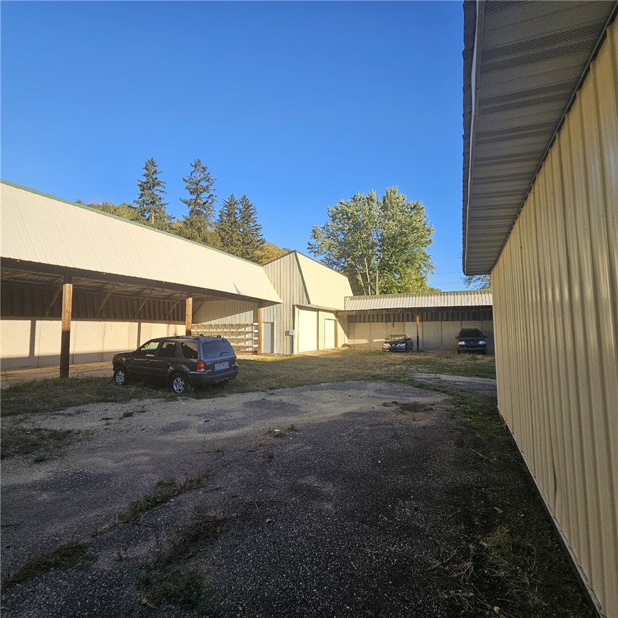 420 Main Street Property Photo 4