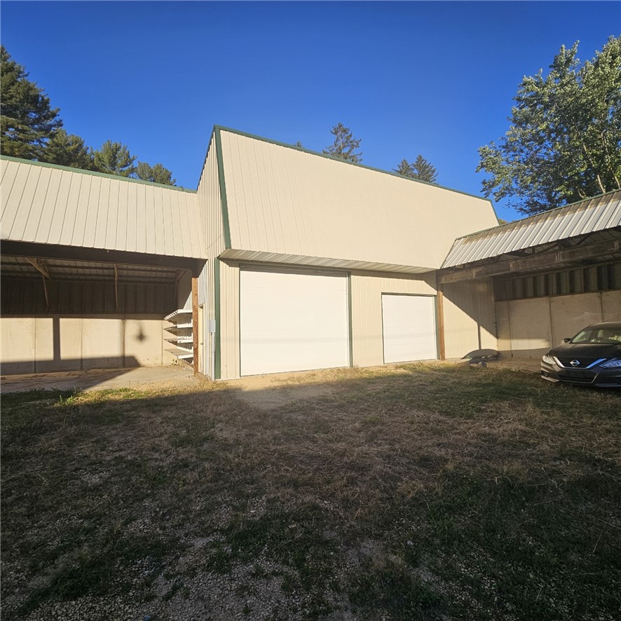 420 Main Street Property Photo 7