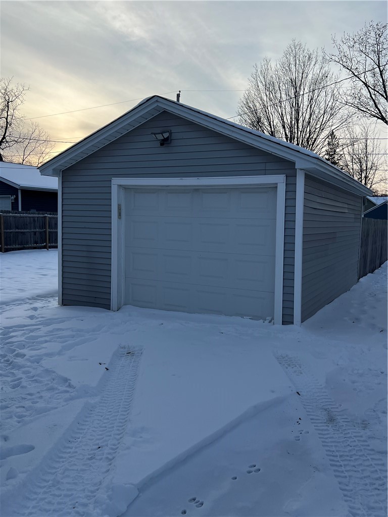 120 Noble Avenue Property Photo 10