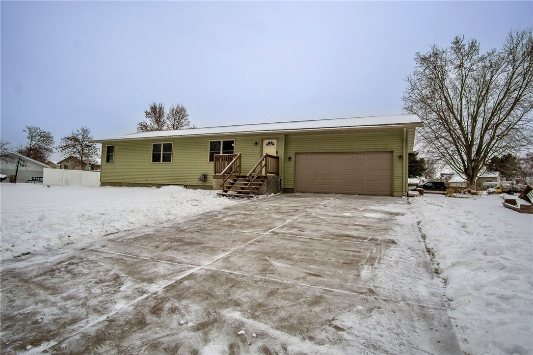 2210 W 26th Avenue Property Photo 1